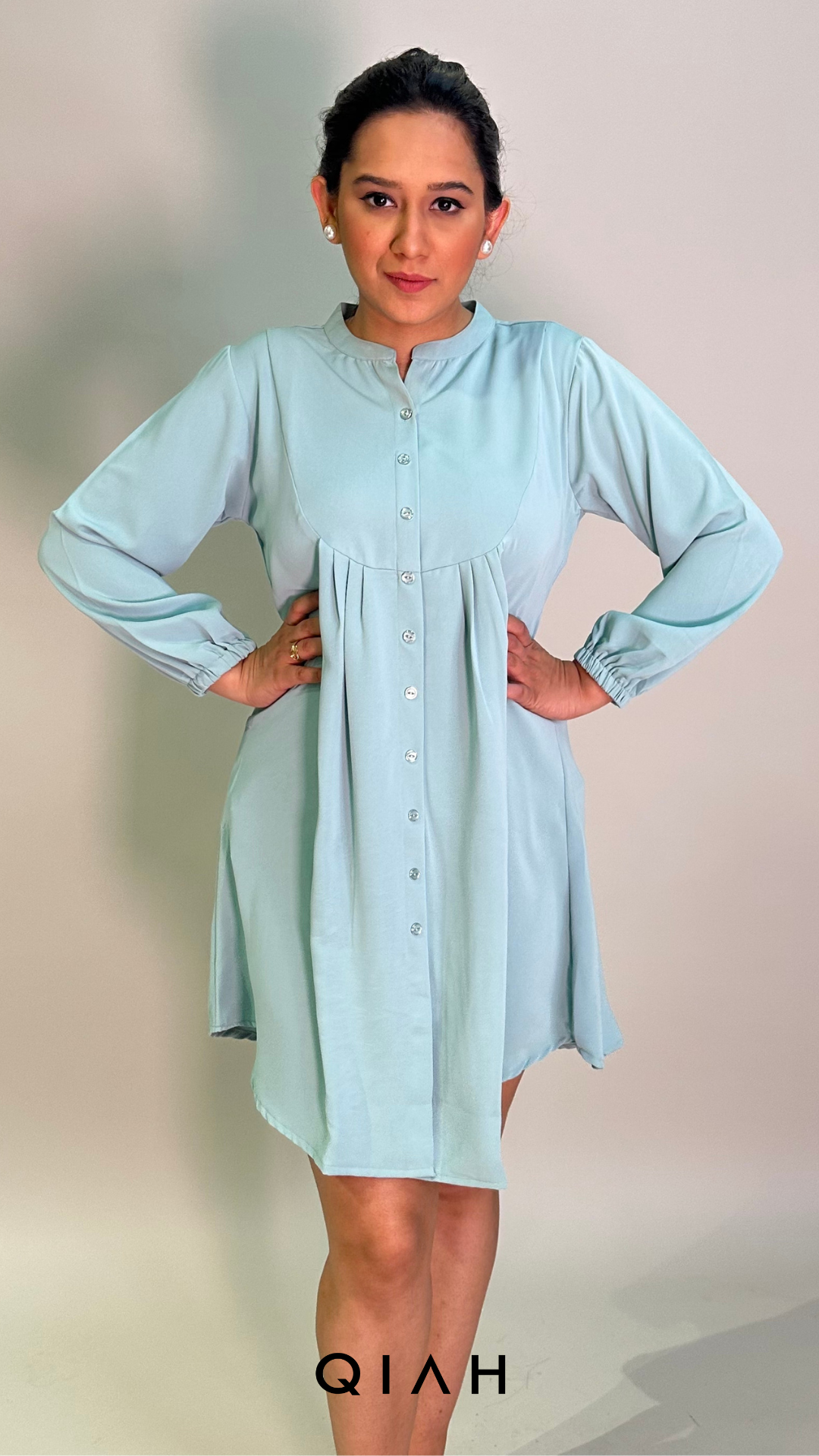 TURQUOISE FRONT PLEATED BUTTON DOWN DRESS