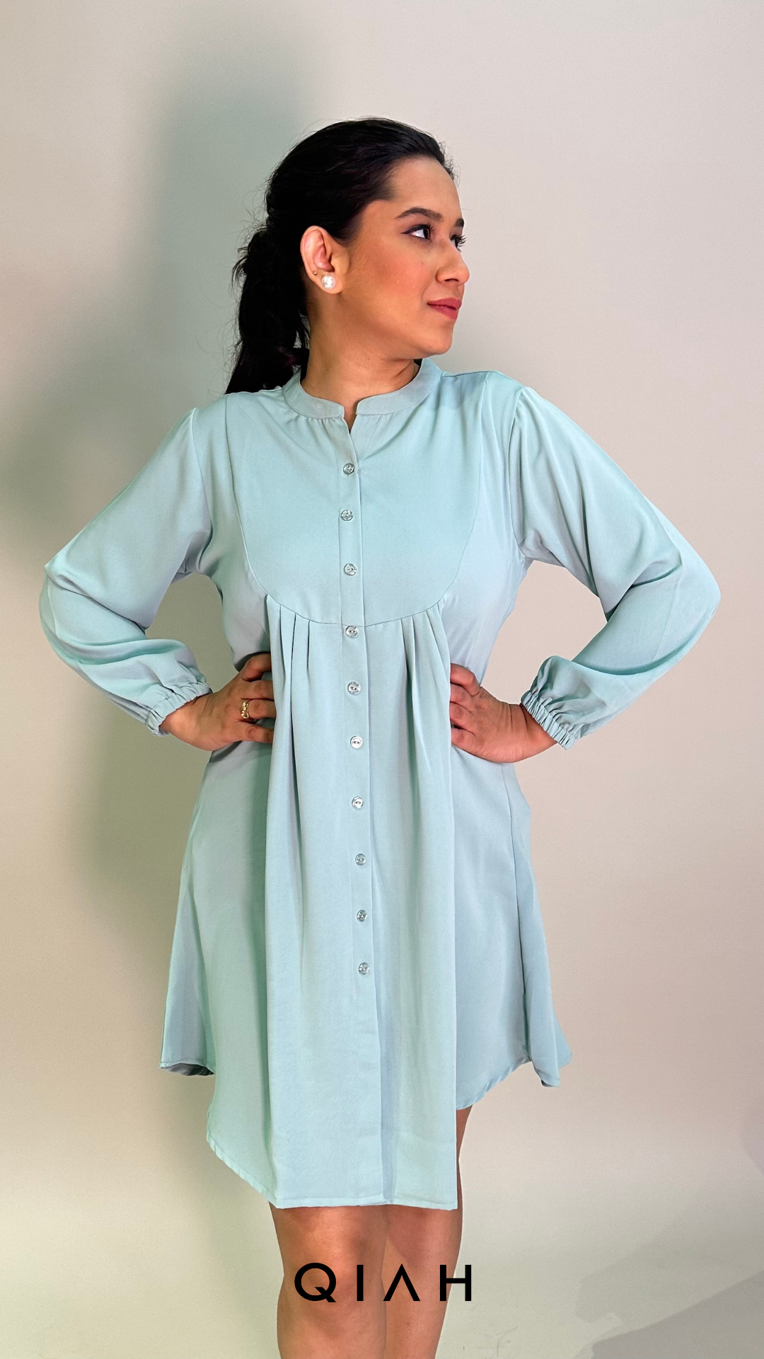 TURQUOISE FRONT PLEATED BUTTON DOWN DRESS