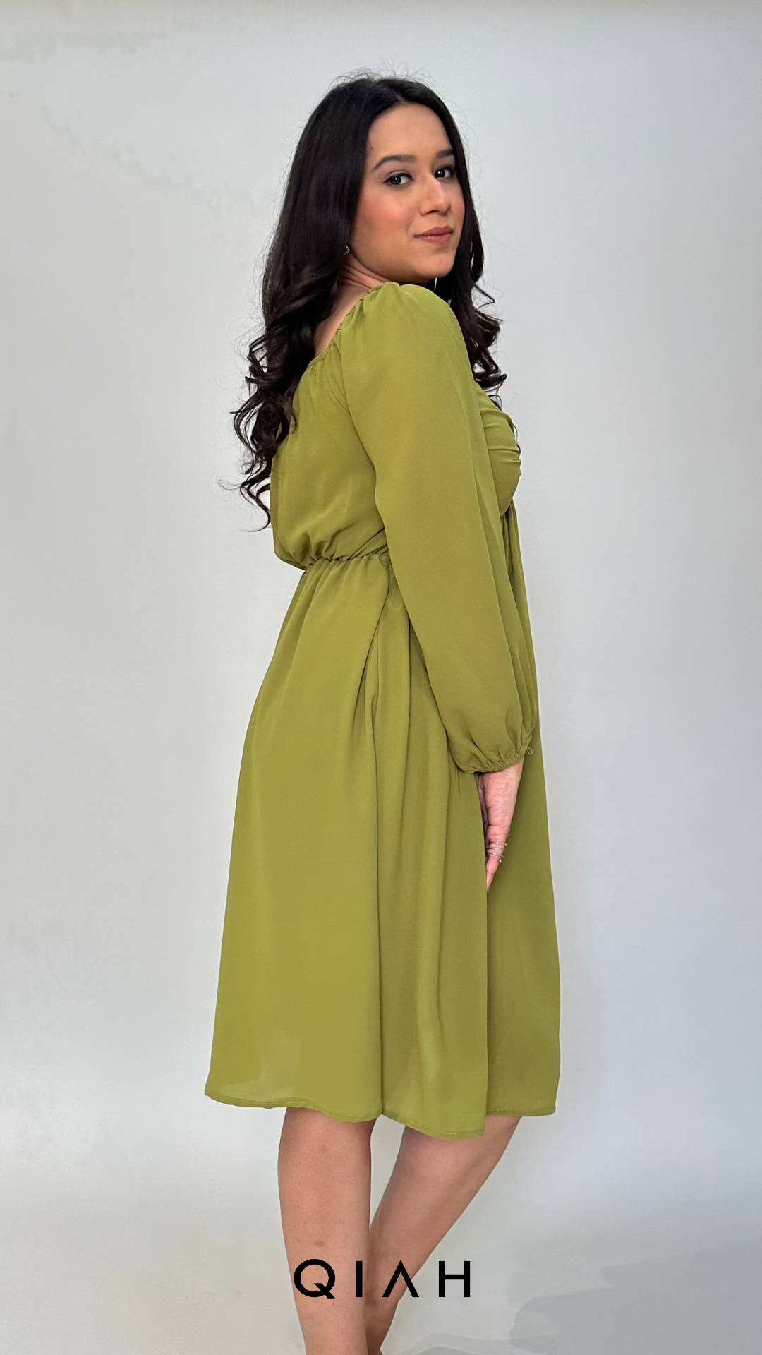 OLIVE GREEN EMPIRE WAIST KNEE LENGTH DRESS Q I A H