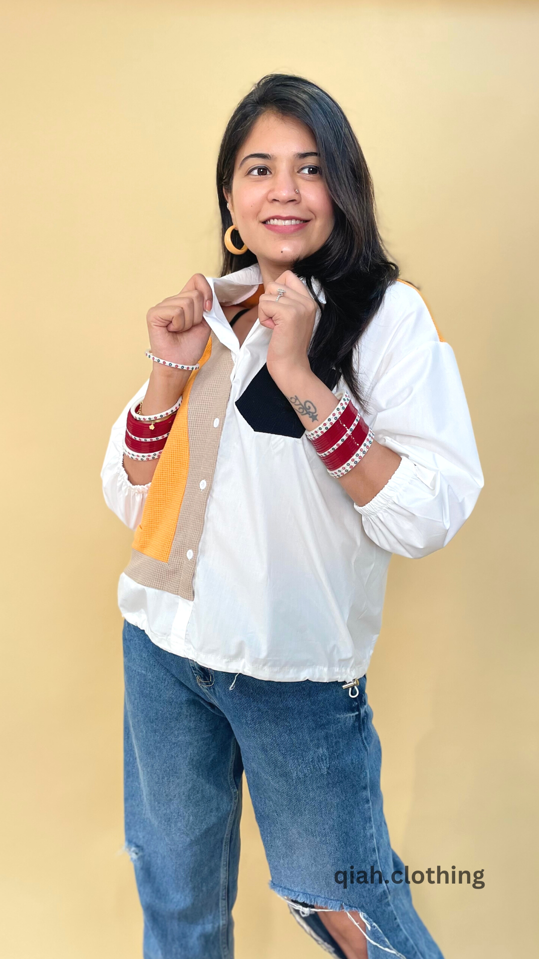 WHITE COLOR BLOCKED BUTTON DOWN SHIRT