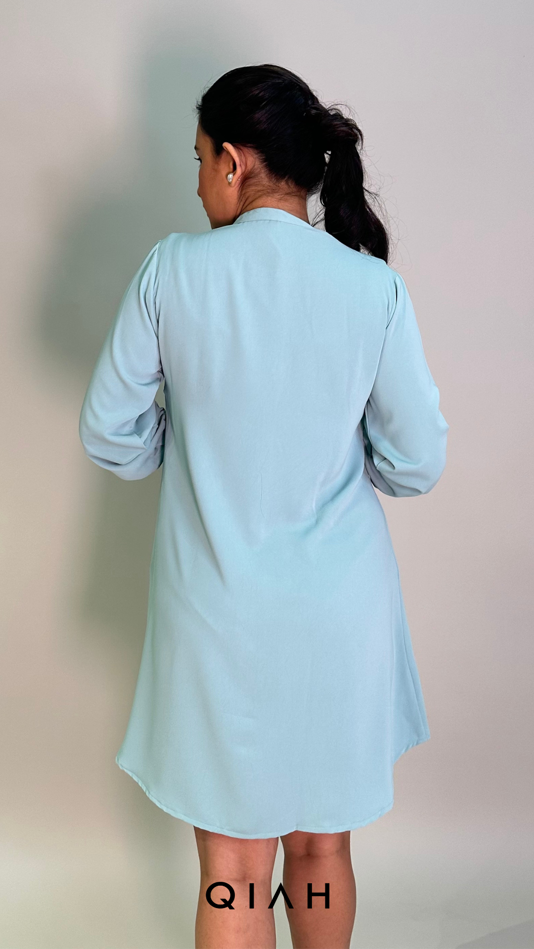 TURQUOISE FRONT PLEATED BUTTON DOWN DRESS